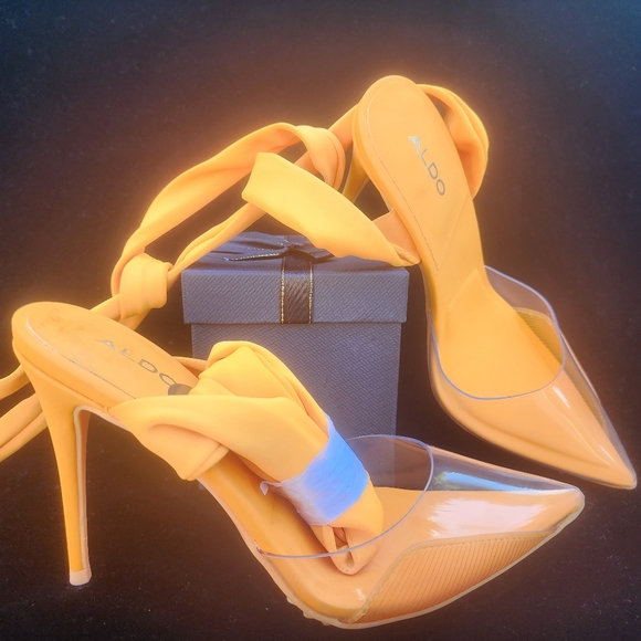"SOLD"ALDO Salerno Pointed Toe Pump - Orange - Picture 8 of 8